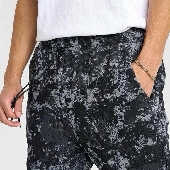 Nike Men’s Black and Gray Patterned Joggers, Medium, NWOT - Picture 16 of 16